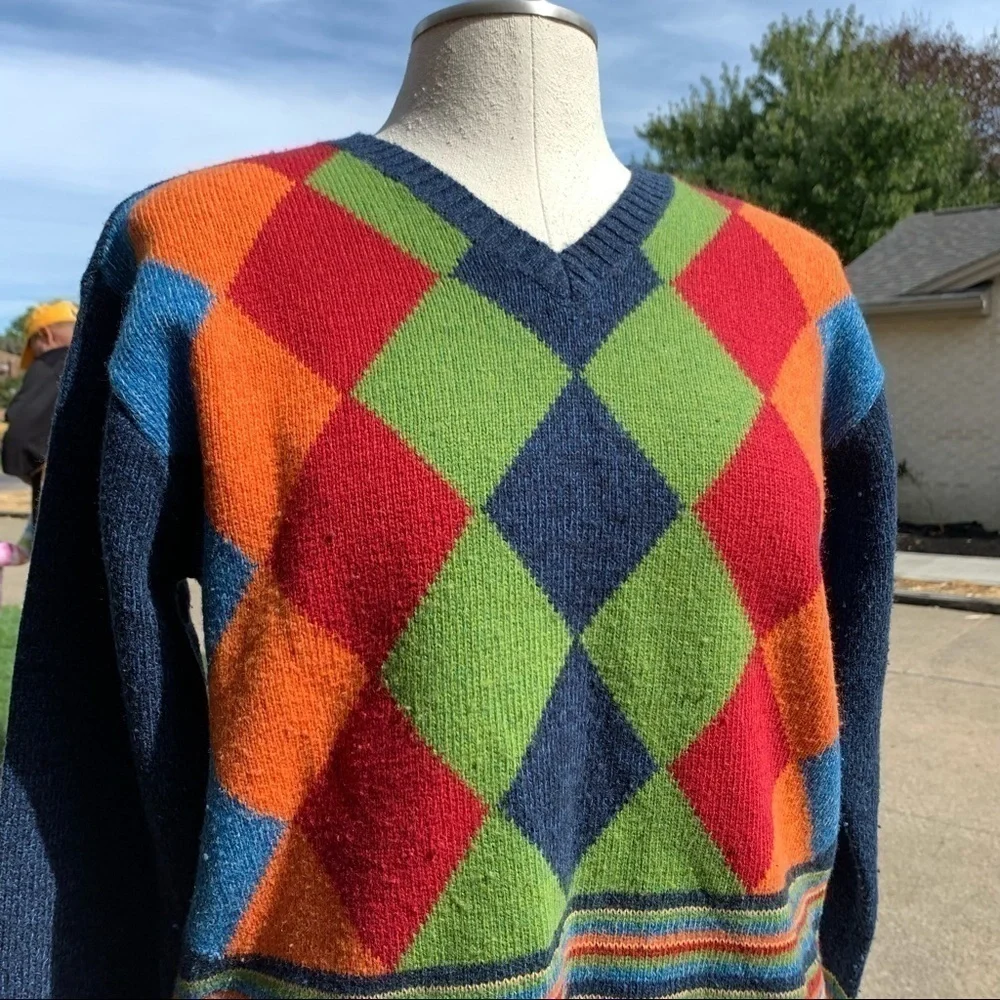 Liz Claiborne wool blend argyle v-neck sweater - Picture 4 of 12